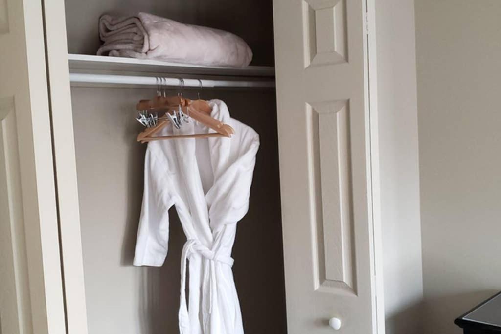 2-Bedroom Apartment Sweet #2 By Amazing Property Rentals Gatineau Dış mekan fotoğraf